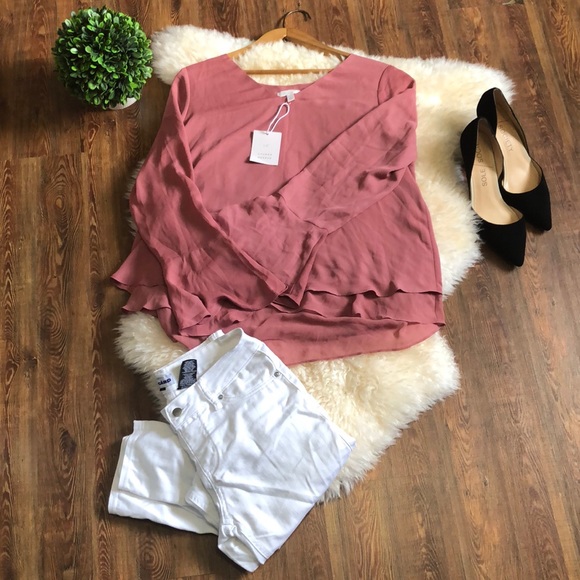 LAUREN CONRAD Bell sleeve lace back top size L - Picture 3 of 13